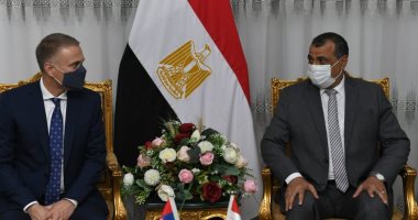 وزير الدفاع الصربى يزور الإنتاج الحربي ويتفقد مصنع المدرعات 