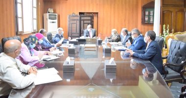رئيس جامعة بنى سويف : تخفيض المصروفات الدراسية لأبناء الشهداء بنسبة 20%