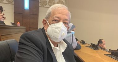 الفائز بجائزة أفضل كتاب مترجم: شعرت بسعادة وذهول وقت إعلان اسمى..اعرف السبب
