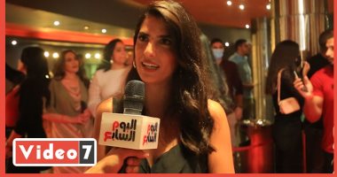 كارمن بصيبص: الشغل مع أحمد عز حلو جدا.. وأتمنى "العارف" يعجب الجمهور (فيديو)