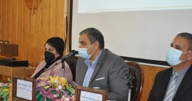 رئيس جامعة كفر الشيخ: نشجع شباب الخريجين على الإنتاج ونساعدهم فى تنظيم معارض للتسويق