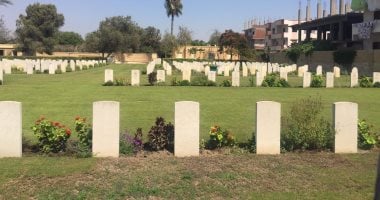 مقابر "الكومنولث" شاهدة على التاريخ.. خمسة مواقع فى الإسماعيلية تضم 5 آلاف قبر لضحايا الحربين العالميتين الأولى والثانية.. رافدًا سياحيًا لمصر وتخضع لإشراف بريطانى ويزورها أهالى الضحايا سنويًا.. صور 