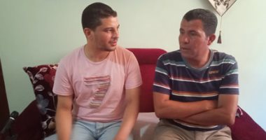 "كفر أبو العودين" الشهير بتحفيظ ابنائه القرآن.. الكتاتيب فى كل مكان والمحفظون بالمجان.. لايف