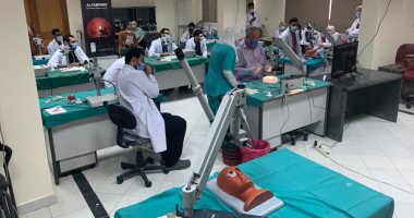 تفعيل التدريب على جراحات القرنية بمركز طب وجراحة العيون بجامعة المنصورة.. صور