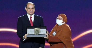 معاون محافظ بنى سويف: تسلم والدتى جائزة تكريمى من الرئيس السيسى بمثابة تكريمين