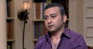 أحمد عزمى يعود للمسرح بسبب "زقاق المدق" لنجيب محفوظ وإخراج عادل عبده