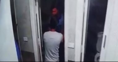 القبض على موظف بجمعية للأيتام تعدى على معاق بالضرب داخل حمام بالمنوفية