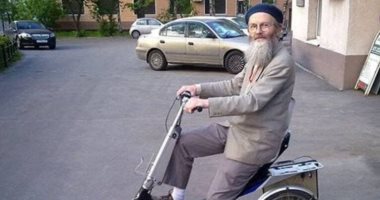 عالم روسى يفقد حياته فى حادث اصطدام بـ"سكوتر" أثناء ذهابه للعمل