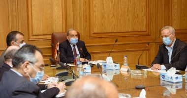 وزير  الإنتاج الحربى يبحث مع وزير الصناعة البيلاروسى فتح خطوط تصنيع جديدة 