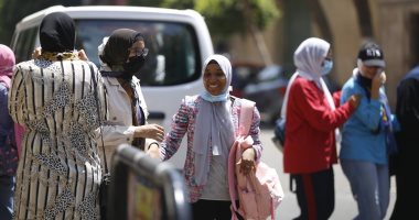 استعد للامتحان.. "اليوم السابع" يقدم أقوى مراجعات ليلة الامتحان للثانوية العامة 2021 فى الفيزياء لغات الجزء الثانى.. شرح وافٍ لأجزاء المقرر.. وأهم الأسئلة المتوقعة.. ونماذج إجابات مبسطة لأفضل الأساتذة