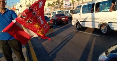 أعلام الأهلى تنتشر بكورنيش الإسكندرية قبل ساعات من نهائى أبطال إفريقيا.. صور