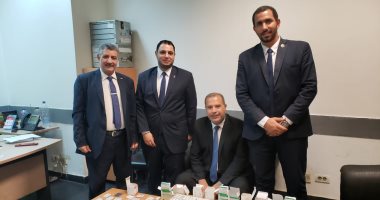 جمارك مطار القاهرة تضبط محاولة تهريب عدد من الأقراص المخدرة 