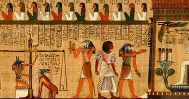 باحثون يجمعون قطعتين من كفن مومياء مصرية تحمل نصوص كتاب الموتى