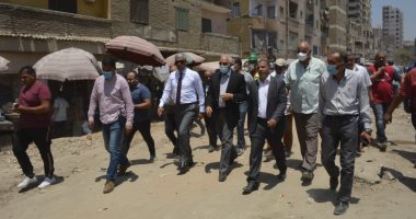 محافظ الجيزة يقود حملة لرفع الإشغالات بشارع ناهيا ببولاق الدكرور.. صور