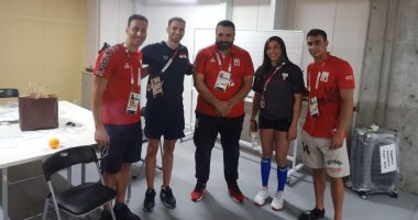 وصول منتخب السباحة للقرية الأولمبية بطوكيو.. صور