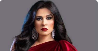 إليسا تدعو لـ ياسمين عبد العزيز: الله يشفيها ويكون معها يارب
