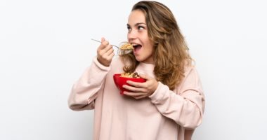 أطعمة تحتوى على السكر ولا تسبب أى ضرر على الصحة.. أبرزها التمر والبطاطا