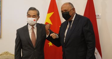 وزير الخارجية يستقبل نظيره الصينى فى مقر رئاسة الوزراء بمدينة العلمين