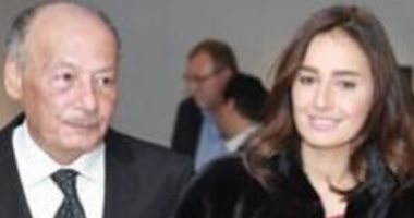 حلا شيحة تستعطف والدها: "أعز الناس بحبك ومفيش حد يقدر يوقع بينا"