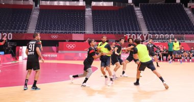 أولمبياد طوكيو.. منتخب اليد يتدرب على صالة يويوجو باليابان 