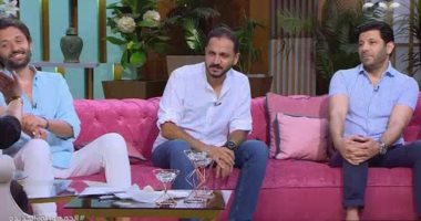 كريم محمود عبد العزيز يكشف لـ"منى الشاذلى" تفاصيل رؤيته لوالده بعد وفاته بعام