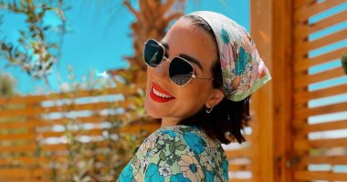 أسما شريف منير تحذف صورها بـ"لبس مكشوف": ساعات شيطاني بيغلبني