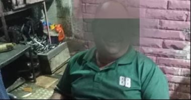 المتهم بقتل والده بالإسماعيلية: طعنته بسكين المطبخ فى لحظة غضب