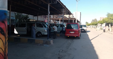 تخصيص رقم واتس آب للإبلاغ عن السائقين المخالفين لتعريفة الأجرة بكفر الشيخ