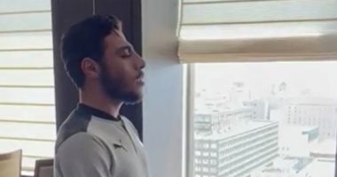شاهد كريم العراقى "خطيب الجمعة" للمنتخب الأولمبى باليابان وأكرم توفيق يرفع الأذان