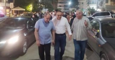 محافظ الشرقية يتابع حملات النظافة خلال جولة مسائية بشوارع الزقازيق