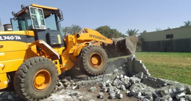 الجيزة تزيل 13 حالة بناء مخالف بأطفيح ومنشأة القناطر وأبو النمرس والعمرانية