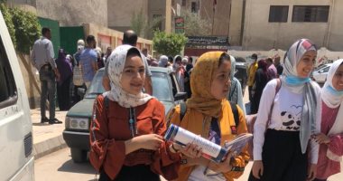 ردود أفعال طلاب الثانوية العامة بالدقهلية بعد امتحان الفيزياء.. فيديو