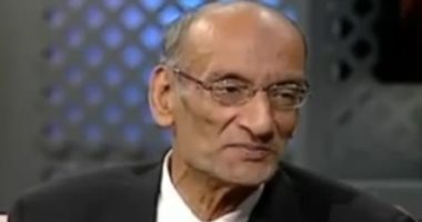 عزاء الشاعر الكبير فؤاد حجاج فى شبرا الخيمة 