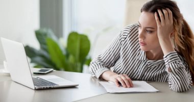 متحمس ولا بتفكر تمد الإجازة؟.. اعرف من برجك هتعمل إيه أول يوم شغل