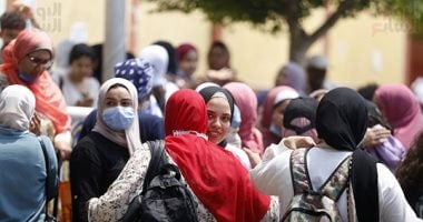 جروبات الغش تنشر بعض أسئلة امتحان التاريخ للثانوية والتعليم تتحقق من صحتها.. صور