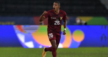 لاعب وسط فنزويلا معروض على الزمالك
