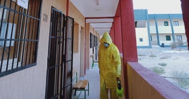 شباب متطوعون يعقمون لجان امتحانات الثانوية العامة ببئر العبد شمال سيناء