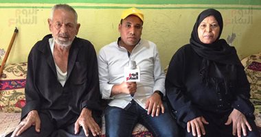 "قابيل وهابيل" فى الإسماعيلية.. أخ يقتل شقيقه "العريس" قبل زفافه بيومين طعنا بسلاح أبيض بسبب ألف جنيه.. خالة الضحية: كان يستعد لفرحه وعزم كل الناس وأخوه قتله.. الأب والأم: نعيش فى صدمة وخسرنا أولادنا.. فيديو