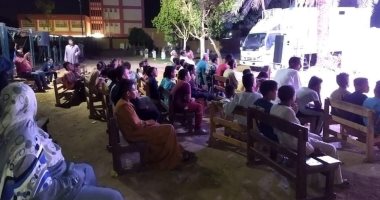 فرع "ثقافة أسوان" يطلق عروض المسرح المتنقل بقرى المحافظة.. صور