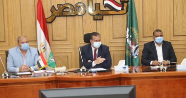 محافظ المنوفية يناقش نسب تنفيذ الأعمال بمبادرة "حياة كريمة"