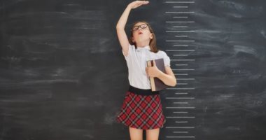10 أطعمة غذائية تساعد طفلك على النمو.. تعرفى عليها
