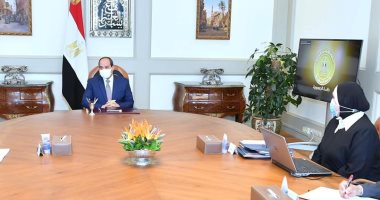 الرئيس السيسي يوجه بالتوسع فى مخطط إنشاء المجمعات الصناعية بمناطق جغرافية جديدة.. وتوجيهات رئاسية بدراسات معمقة لنقل التكنولوجيا الصناعية الحديثة.. وتطوير المدارس الفنية الصناعية ورفع قدرات العاملين بها