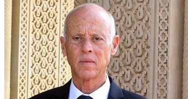 قيس سعيد يصحح أخطاء "النهضة " فى تونس.. ويؤكد: الاجتماعات كانت بالملايين ولا يأخذون قرارات واليوم تم توفير اللقاحات فى أيام معدودات.. ويردد: إذا الشعب يوما أراد الحياة فلابد أن يستجيب القدر.. فيديو