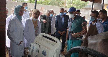 محافظ القليوبية يتابع القافلة الطبية البيطرية بقرية ميت كنانة بطوخ.. صور