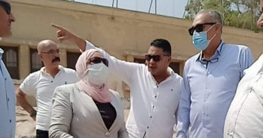 نائب محافظ القاهرة تقود حملة لرفع مخلفات القمامة فى شوارع 4 أحياء.. صور