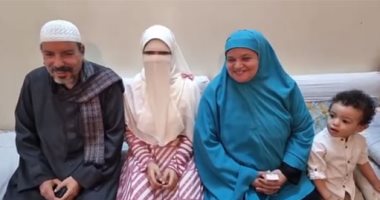 الناجح يرفع إيده.. "أسماء" الأولى على الدبلوم التجارى تحكى أسرار تفوقها "فيديو"