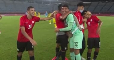 فرحة وسجدة للاعبى المنتخب الأوليمبي بعد التأهل لدور الـ8 لاوليمبياد طوكيو.. فيديو