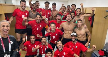 أحمد حجازي يحتفل مع لاعبي الأولمبي بالفوز على استراليا: "مبروك يا رجاله مصر"