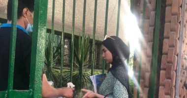 توافد طلاب الثانوية العامة بالغربية على اللجان لأداء امتحان الديناميكا.. لايف وصور