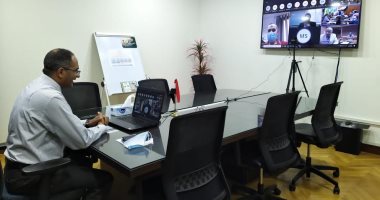 نائب وزير الإسكان يتابع موقف مشروعات برنامج خدمات الصرف بالمناطق الريفية
